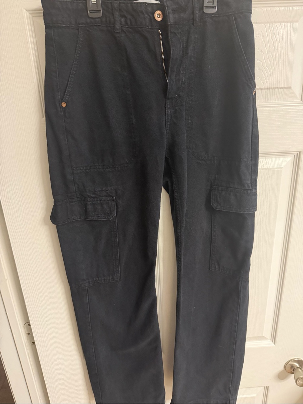 Zara women’s flare leg cargo jeans size 8
